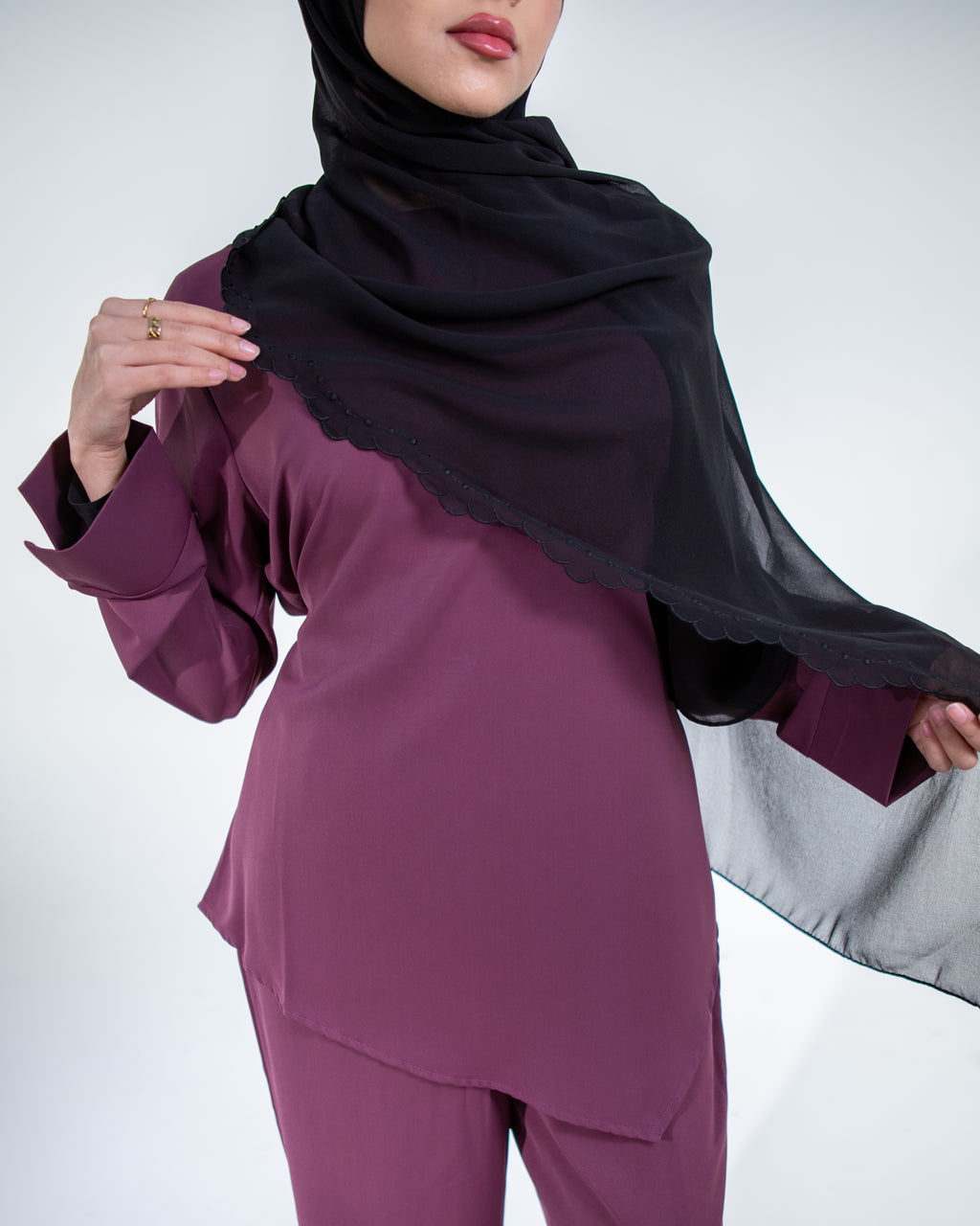 LEYA Premium Chiffon Scalloped Hijab and Undercap Set - Black