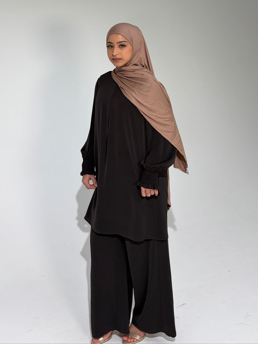 MARIA Nursing friendly invisible zipper Modest Co-Ord Set - Deep Charcoal