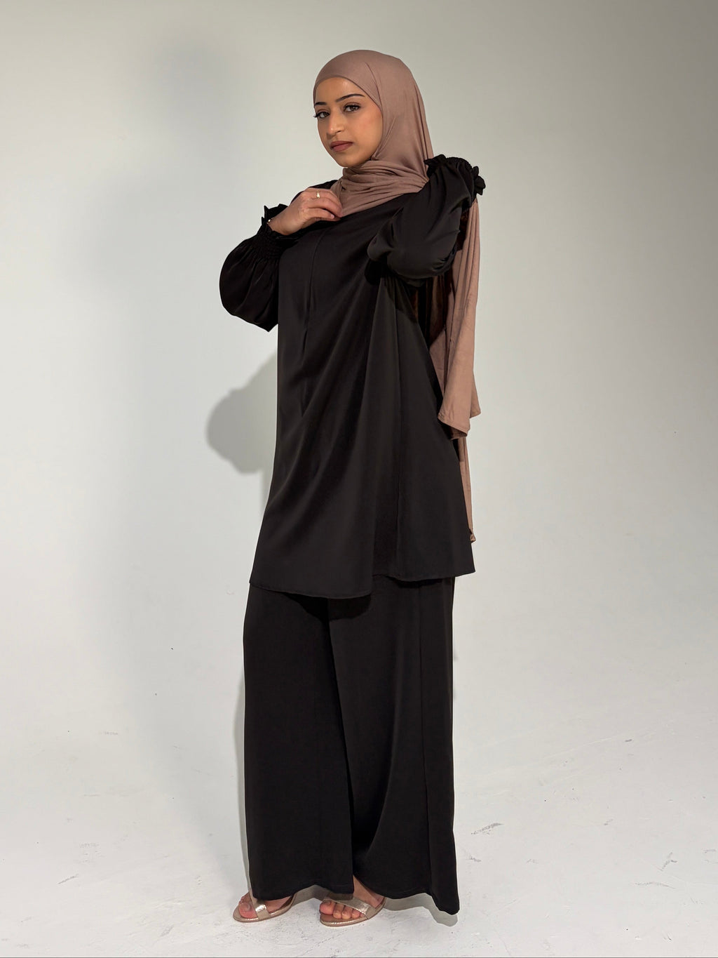 MARIA Nursing friendly invisible zipper Modest Co-Ord Set - Deep Charcoal