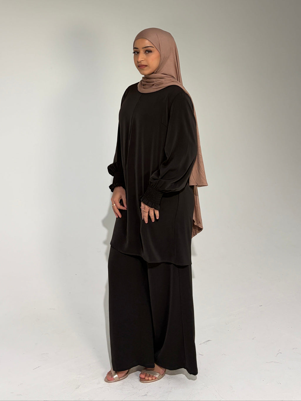 MARIA Nursing friendly invisible zipper Modest Co-Ord Set - Deep Charcoal