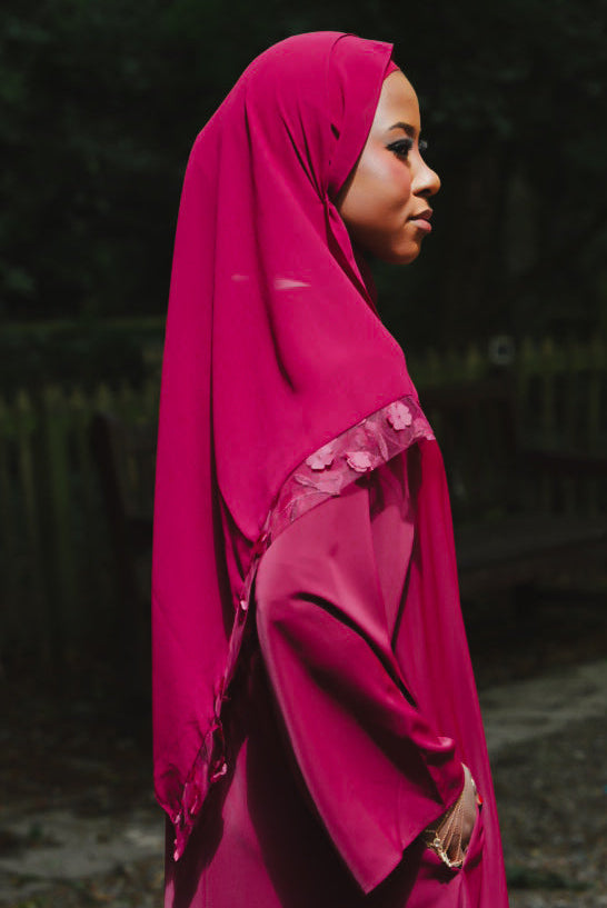 DEENA Chiffon Applique Trim Hijab - Maroon
